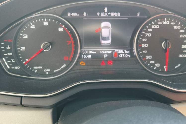 Used Audi A4L 2018 30th Anniversary Edition 40 TFSI Trendy Model Odometer Close Up