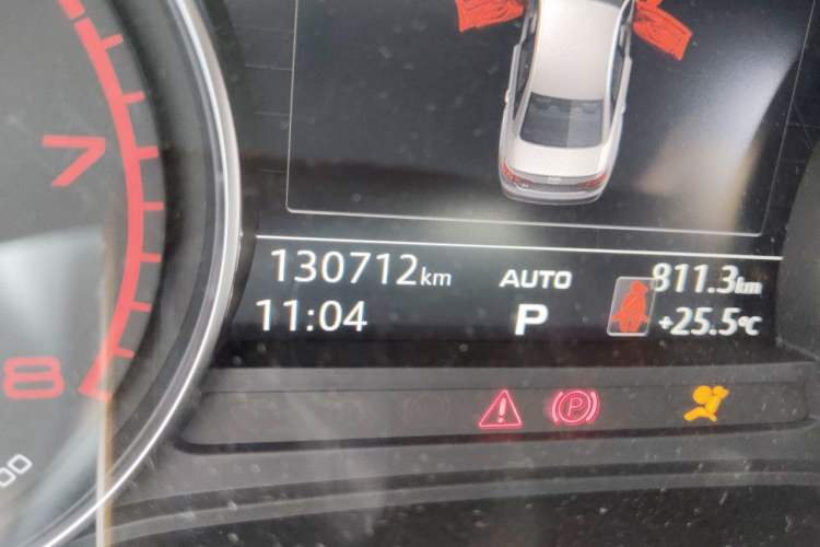 Used Audi A4L 2018 30th Anniversary Edition 40 TFSI Trendy Model Odometer Close Up