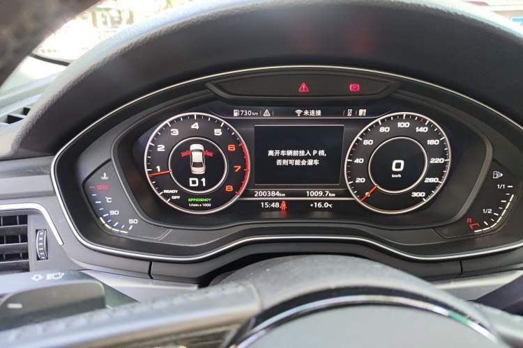 Used Audi A4L 2018 30th Anniversary Edition 40 TFSI Fashion Model Odometer Close Up