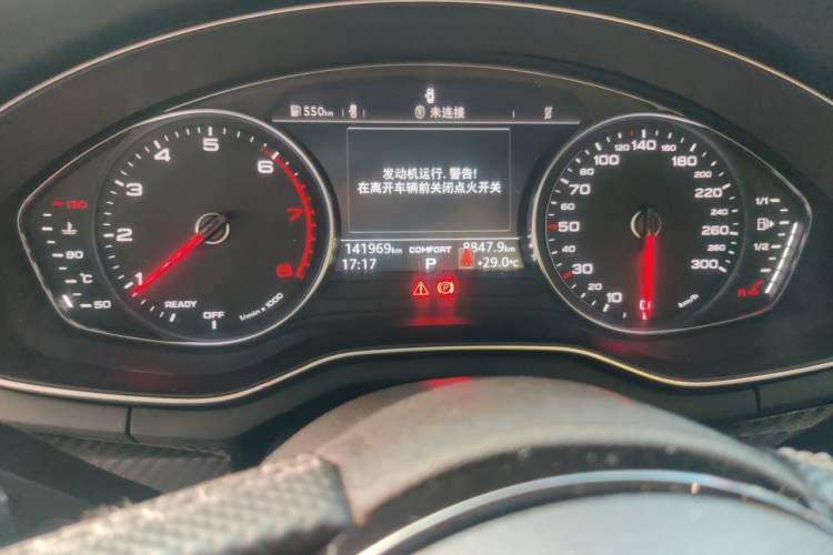 Used Audi A4L 2018 30th Anniversary Edition 30 TFSI Ambition Model Odometer Close Up