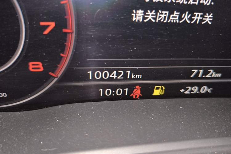 Used Audi A4L 2018 30th Anniversary Edition 40 TFSI Fashion Model Odometer Close Up