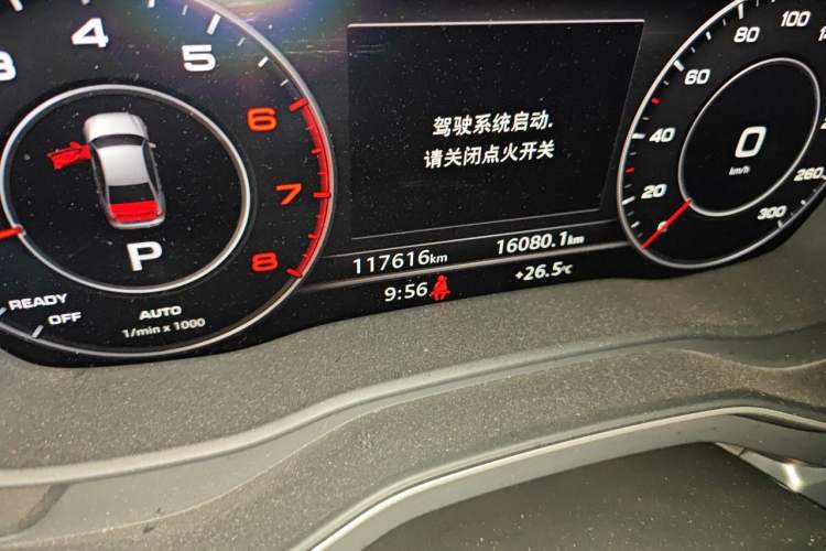 Used Audi A4L 2018 30th Anniversary Edition 40 TFSI Fashion Model Odometer Close Up