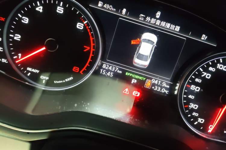 Used Audi A4L 2018 30th Anniversary Edition 40 TFSI Trendy Model Odometer Close Up