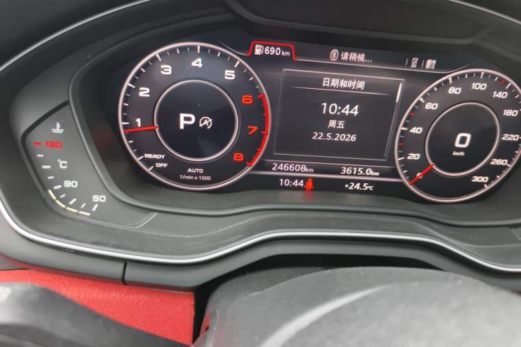 Used Audi A4L 2018 30th Anniversary Edition 40 TFSI Fashion Model Odometer Close Up