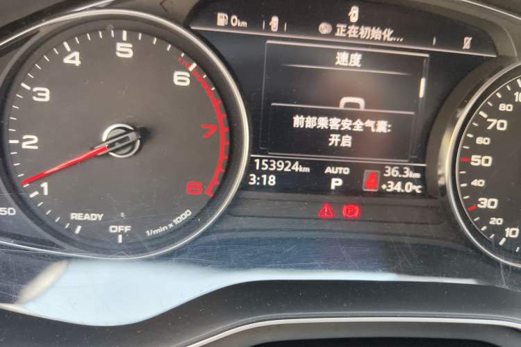Used Audi A4L 2018 30th Anniversary Edition 40 TFSI Trendy Model Odometer Close Up
