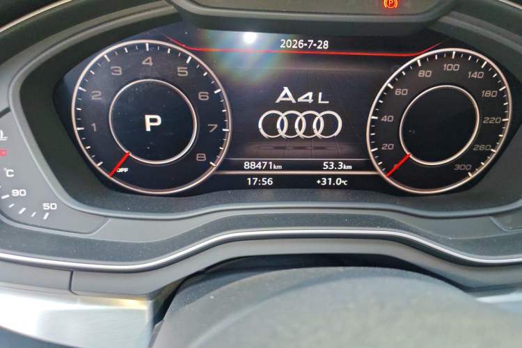 Used Audi A4L 2018 30th Anniversary Edition 40 TFSI Fashion Model Odometer Close Up