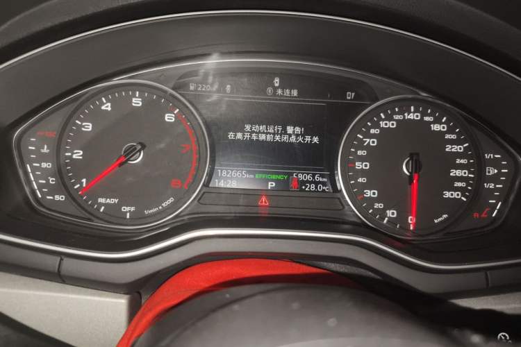 Used Audi A4L 2018 30th Anniversary Edition 40 TFSI Trendy Model Odometer Close Up