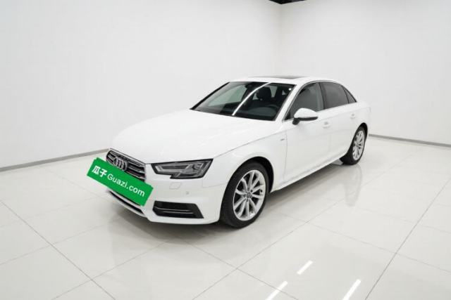 Audi A4L 2018 30th Anniversary Edition 40 TFSI Fashion Model с пробегом