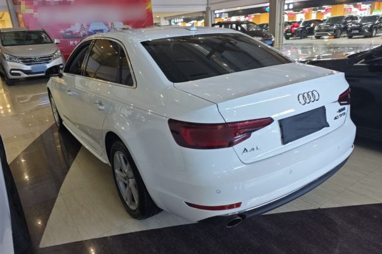 Used Audi A4L 2018 30th Anniversary Edition 40 TFSI Trendy Model Rear Left 45 Deg