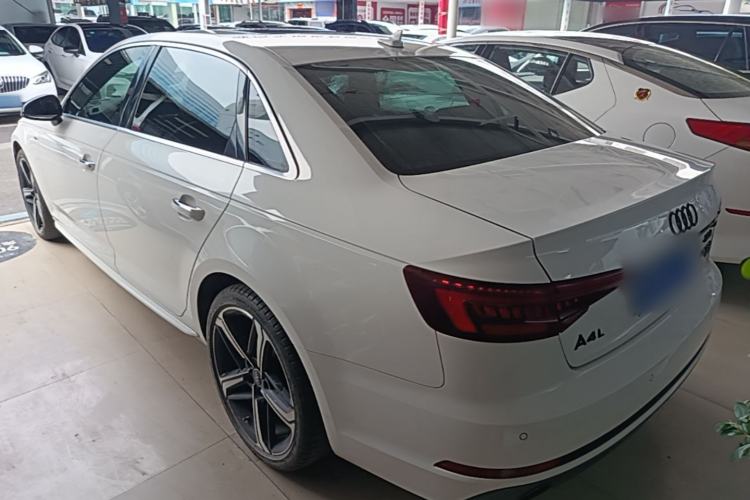 Used Audi A4L 2018 30th Anniversary Edition 40 TFSI Fashion Model Rear Left 45 Deg
