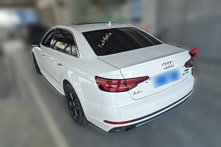 Used Audi A4L 2018 30th Anniversary Edition 40 TFSI Fashion Model Rear Left 45 Deg