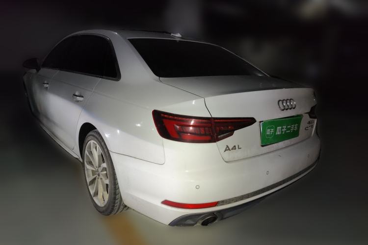 Used Audi A4L 2018 30th Anniversary Edition 40 TFSI Fashion Model Rear Left 45 Deg