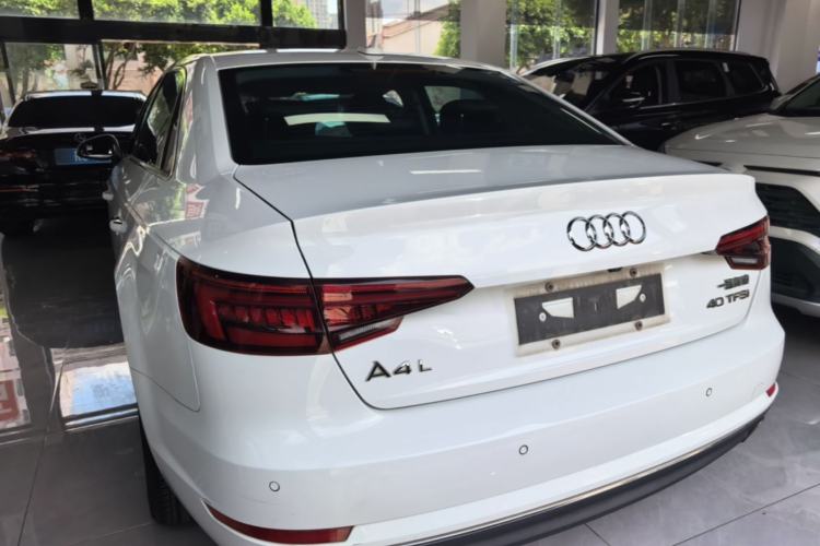 Used Audi A4L 2018 30th Anniversary Edition 40 TFSI Trendy Model Rear Left 45 Deg