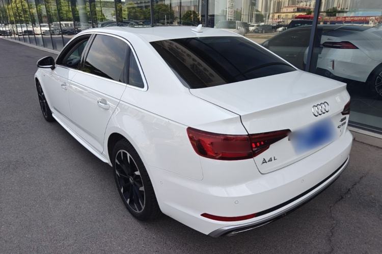 Used Audi A4L 2018 30th Anniversary Edition 40 TFSI Fashion Model Rear Left 45 Deg