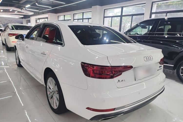 Used Audi A4L 2018 30th Anniversary Edition 40 TFSI Trendy Model Rear Left 45 Deg