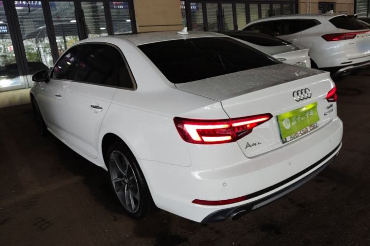 Used Audi A4L 2018 30th Anniversary Edition 40 TFSI Fashion Model Rear Left 45 Deg