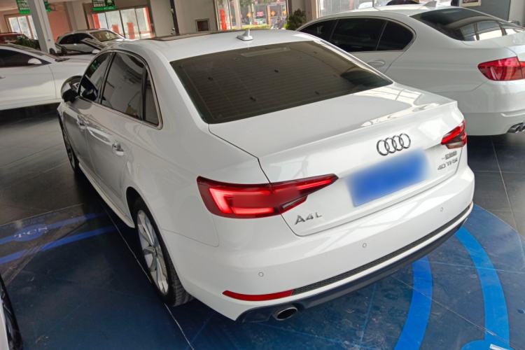 Used Audi A4L 2018 30th Anniversary Edition 40 TFSI Fashion Model Rear Left 45 Deg
