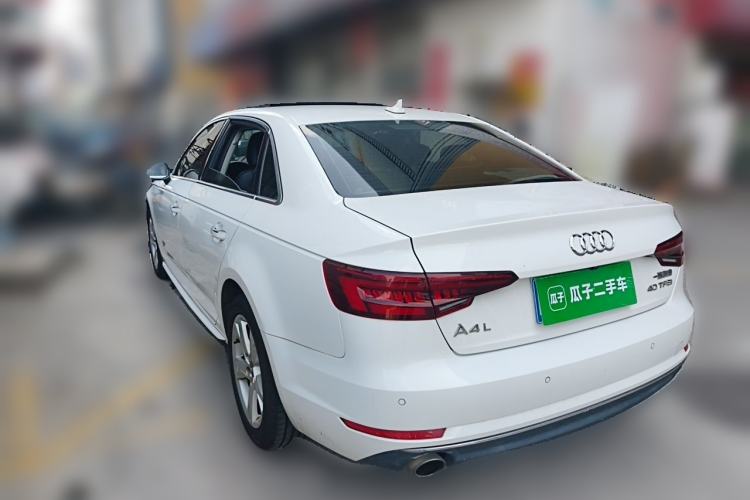 Used Audi A4L 2018 30th Anniversary Edition 40 TFSI Trendy Model Rear Left 45 Deg