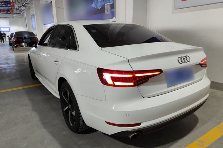 Used Audi A4L 2018 30th Anniversary Edition 40 TFSI Trendy Model Rear Left 45 Deg