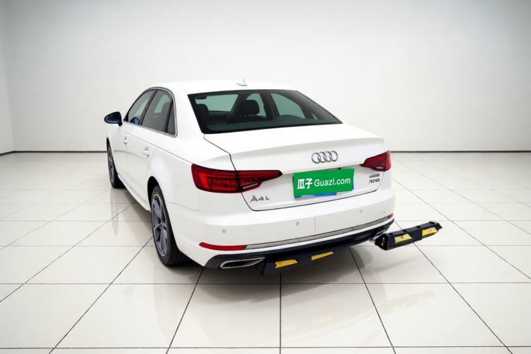 Used Audi A4L 2018 30th Anniversary Edition 40 TFSI Trendy Model Rear Left 45 Deg