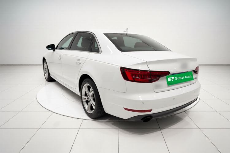 Used Audi A4L 2018 30th Anniversary Edition 40 TFSI Trendy Model Rear Left 45 Deg