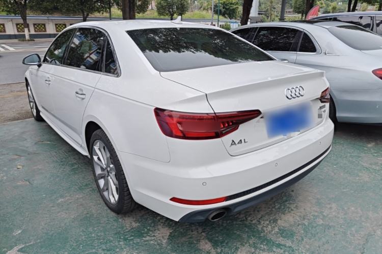 Used Audi A4L 2018 30th Anniversary Edition 40 TFSI Fashion Model Rear Left 45 Deg
