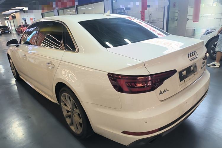Used Audi A4L 2018 30th Anniversary Edition 40 TFSI Fashion Model Rear Left 45 Deg