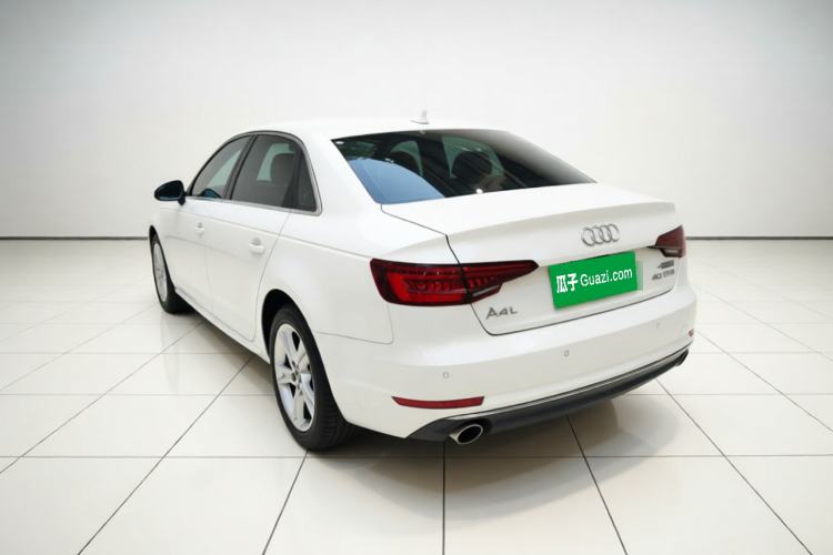Used Audi A4L 2018 30th Anniversary Edition 40 TFSI Trendy Model Rear Left 45 Deg