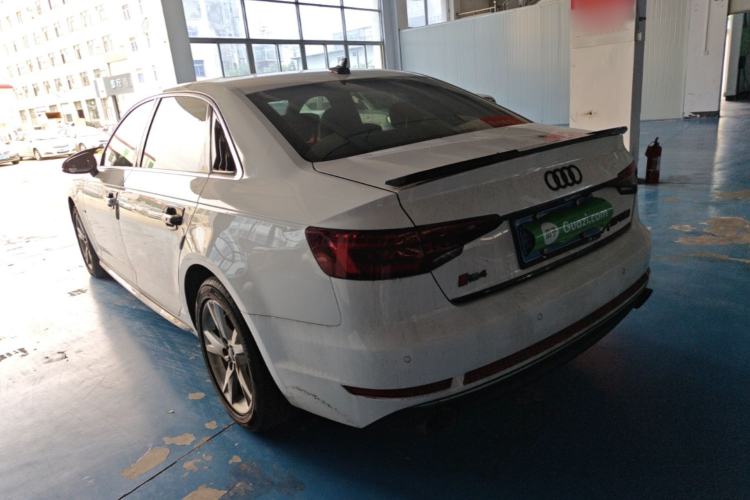 Used Audi A4L 2018 30th Anniversary Edition 40 TFSI Trendy Model Rear Left 45 Deg