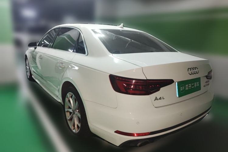 Used Audi A4L 2018 30th Anniversary Edition 40 TFSI Fashion Model Rear Left 45 Deg