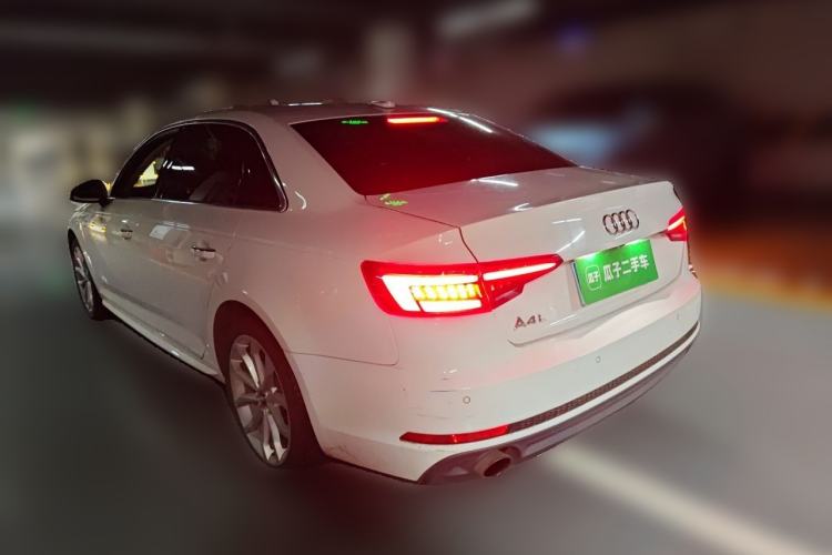 Used Audi A4L 2018 30th Anniversary Edition 40 TFSI Fashion Model Rear Left 45 Deg