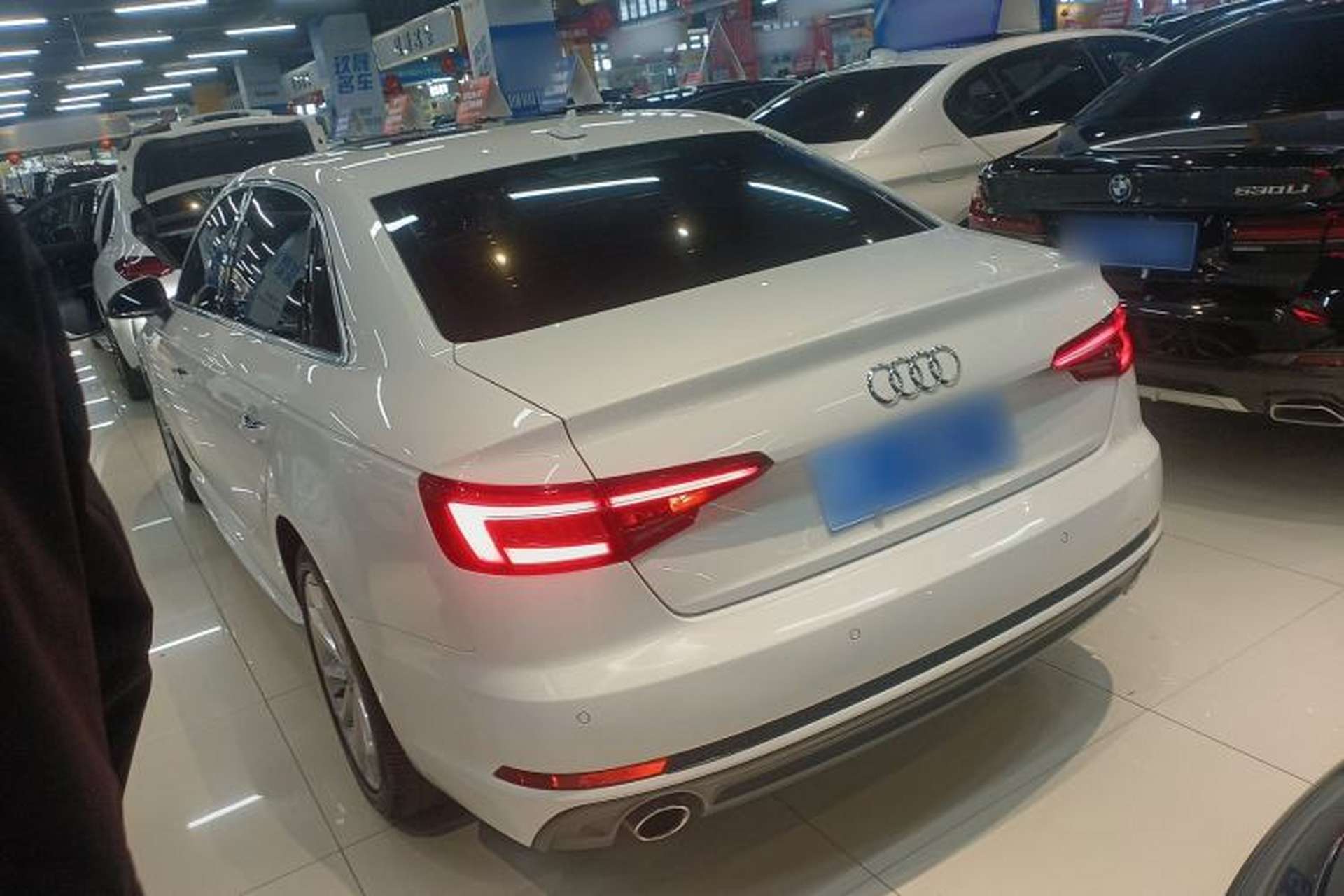 Used Audi A4L 2018 30th Anniversary Edition 40 TFSI Fashion Model Rear Left 45 Deg