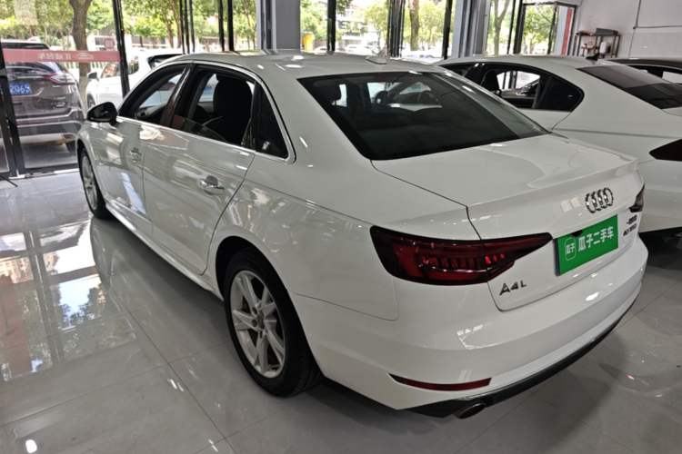 Used Audi A4L 2018 30th Anniversary Edition 40 TFSI Trendy Model Rear Left 45 Deg