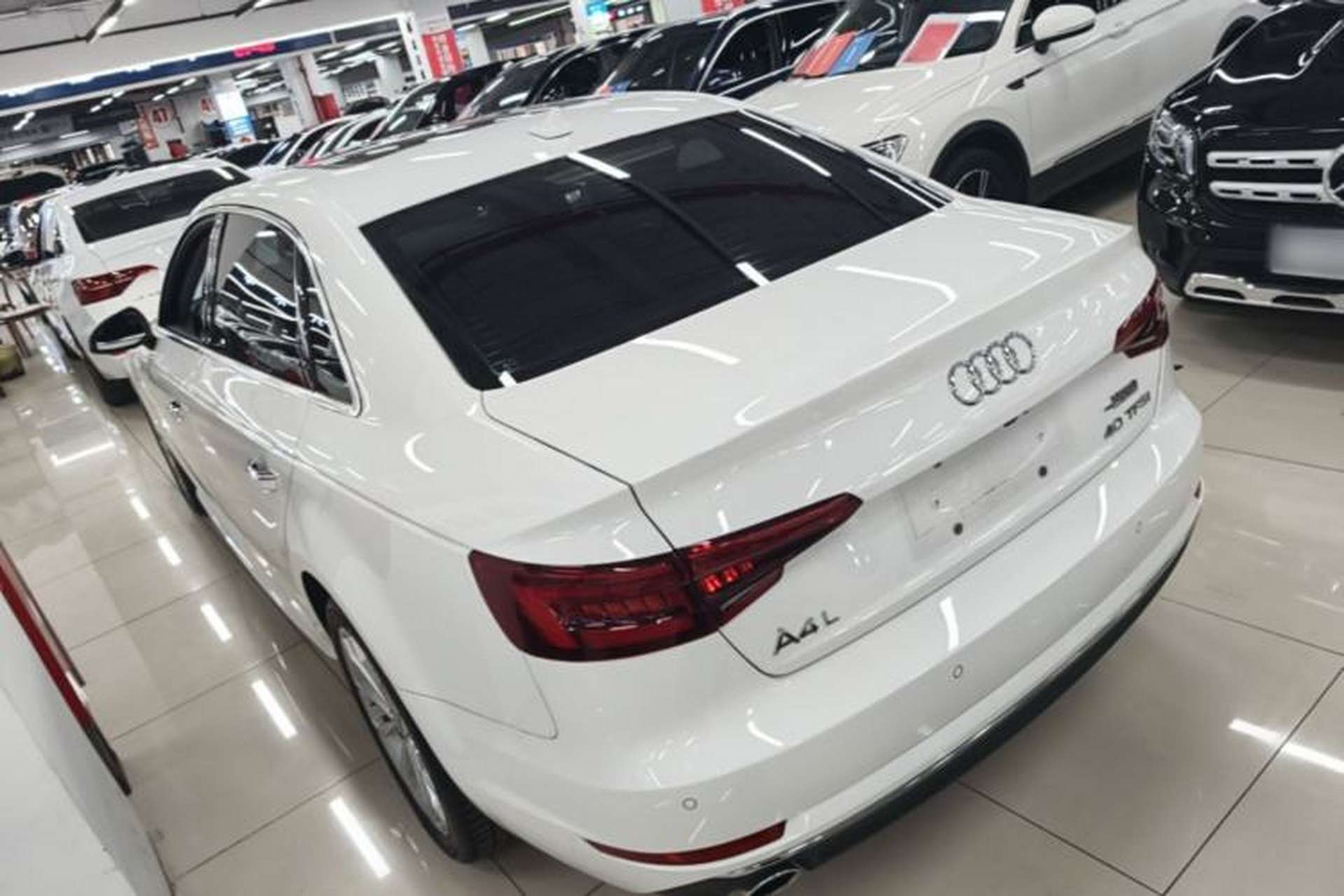 Used Audi A4L 2018 30th Anniversary Edition 40 TFSI Trendy Model Rear Left 45 Deg