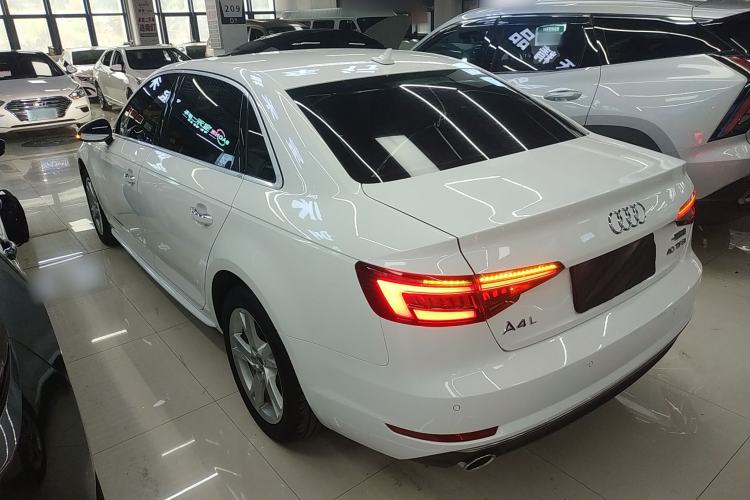 Used Audi A4L 2018 30th Anniversary Edition 40 TFSI Trendy Model Rear Left 45 Deg