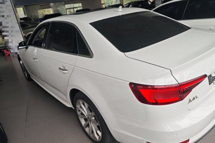 Used Audi A4L 2018 30th Anniversary Edition 40 TFSI Trendy Model Rear Left 45 Deg
