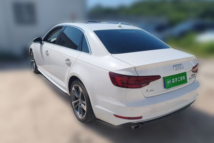 Used Audi A4L 2018 30th Anniversary Edition 40 TFSI Trendy Model Rear Left 45 Deg