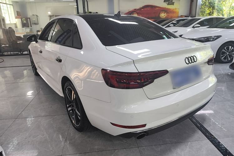 Used Audi A4L 2018 30th Anniversary Edition 40 TFSI Trendy Model Rear Left 45 Deg