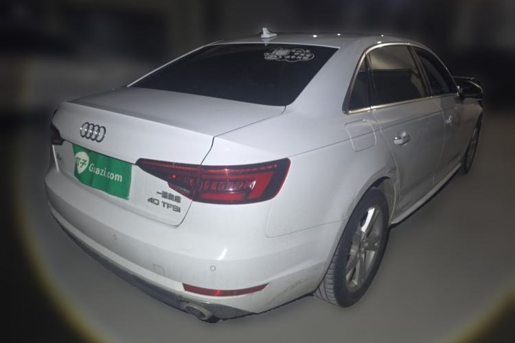 Used Audi A4L 2018 30th Anniversary Edition 40 TFSI Trendy Model Rear Right 45 Deg