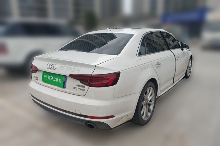 Used Audi A4L 2018 30th Anniversary Edition 40 TFSI Fashion Model Rear Right 45 Deg