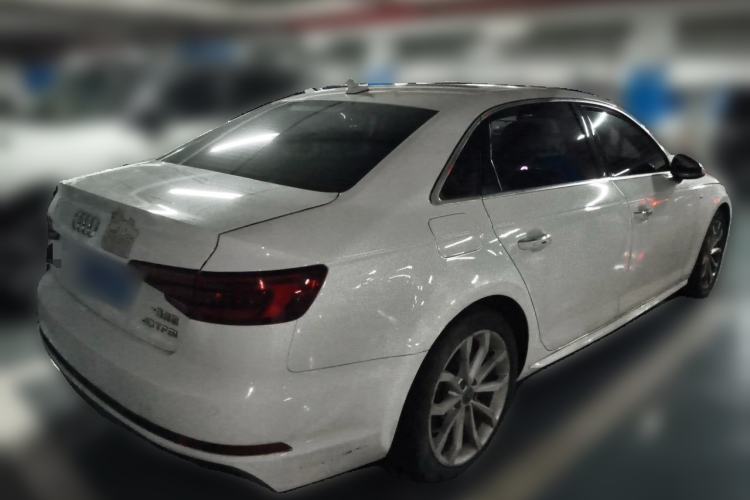 Used Audi A4L 2018 30th Anniversary Edition 40 TFSI Fashion Model Rear Right 45 Deg