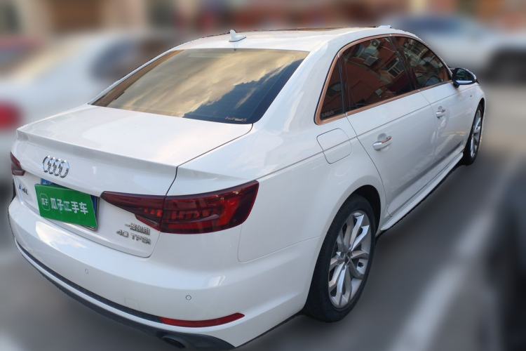 Used Audi A4L 2018 30th Anniversary Edition 40 TFSI Fashion Model Rear Right 45 Deg