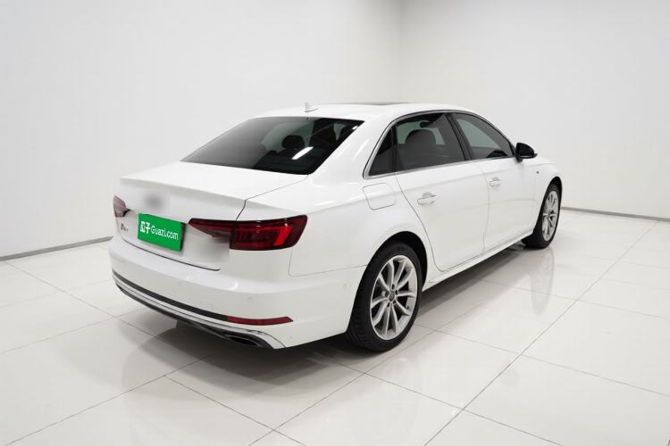 Used Audi A4L 2018 30th Anniversary Edition 40 TFSI Fashion Model Rear Right 45 Deg