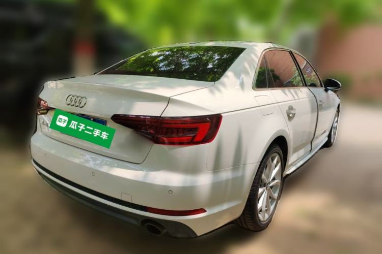 Used Audi A4L 2018 30th Anniversary Edition 40 TFSI Fashion Model Rear Right 45 Deg