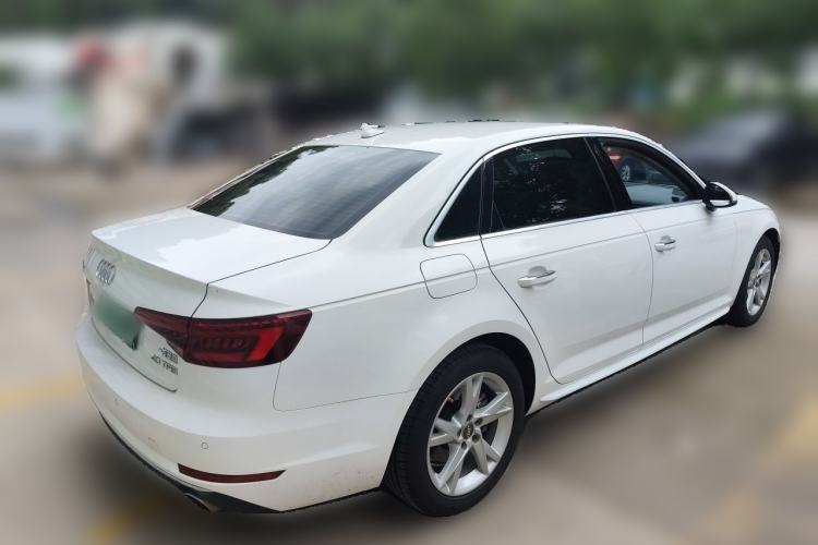 Used Audi A4L 2018 30th Anniversary Edition 40 TFSI Trendy Model Rear Right 45 Deg