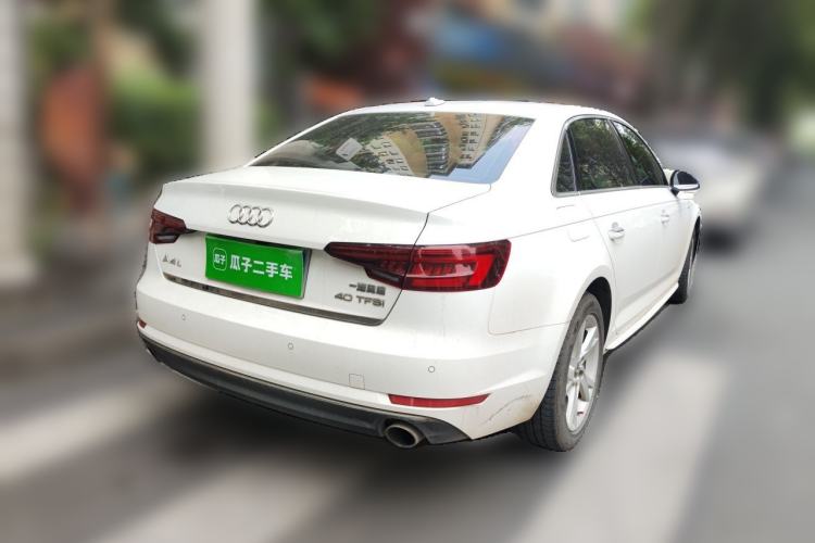 Used Audi A4L 2018 30th Anniversary Edition 40 TFSI Trendy Model Rear Right 45 Deg