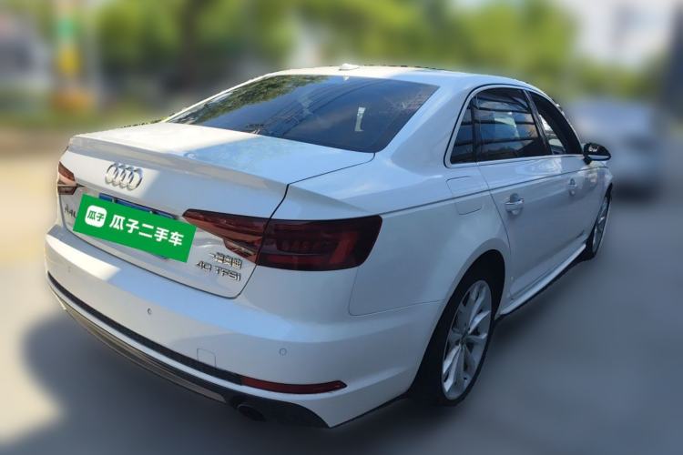 Used Audi A4L 2018 30th Anniversary Edition 40 TFSI Fashion Model Rear Right 45 Deg