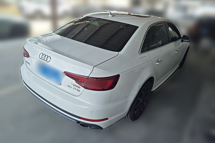 Used Audi A4L 2018 30th Anniversary Edition 40 TFSI Fashion Model Rear Right 45 Deg