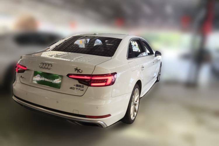 Used Audi A4L 2018 30th Anniversary Edition 40 TFSI Fashion Model Rear Right 45 Deg
