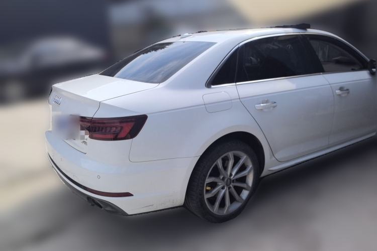 Used Audi A4L 2018 30th Anniversary Edition 40 TFSI Fashion Model Rear Right 45 Deg